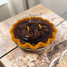 Load image into Gallery viewer, 5 Inch Scented Pecan Pie Candle
