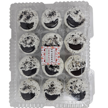 Load image into Gallery viewer, 12 Pack Scented Cupcake Candles - Cookies &amp; Cream

