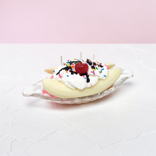 Load image into Gallery viewer, Scented Banana Split Candle - 3 Wicks
