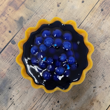 Load image into Gallery viewer, 5 Inch Scented Blueberry Pie Candle

