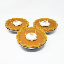 Load image into Gallery viewer, 5 Inch Scented Pumpkin Pie Candle
